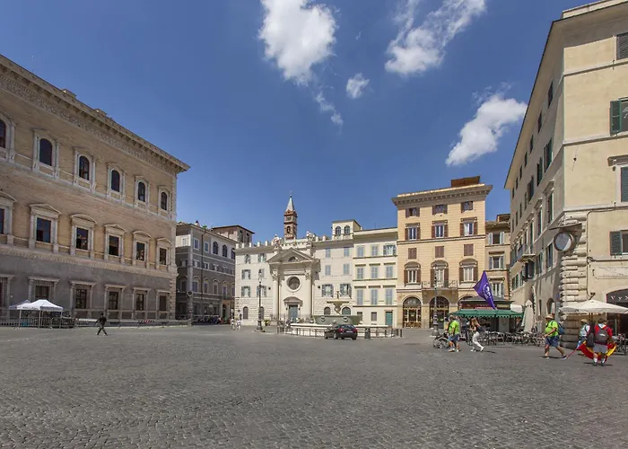 Farnese House Daire Roma
